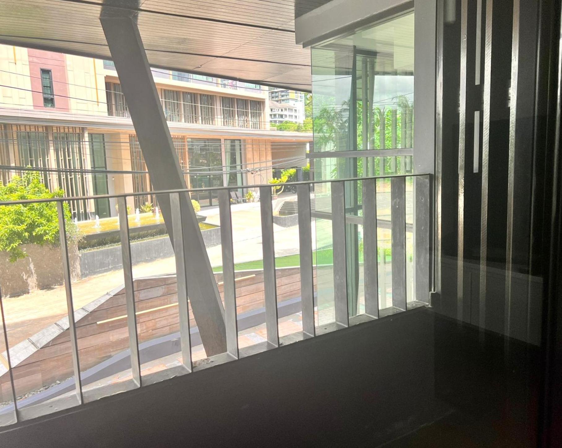 6Th Avenue Surin By Lofty Apartment Bagian luar foto