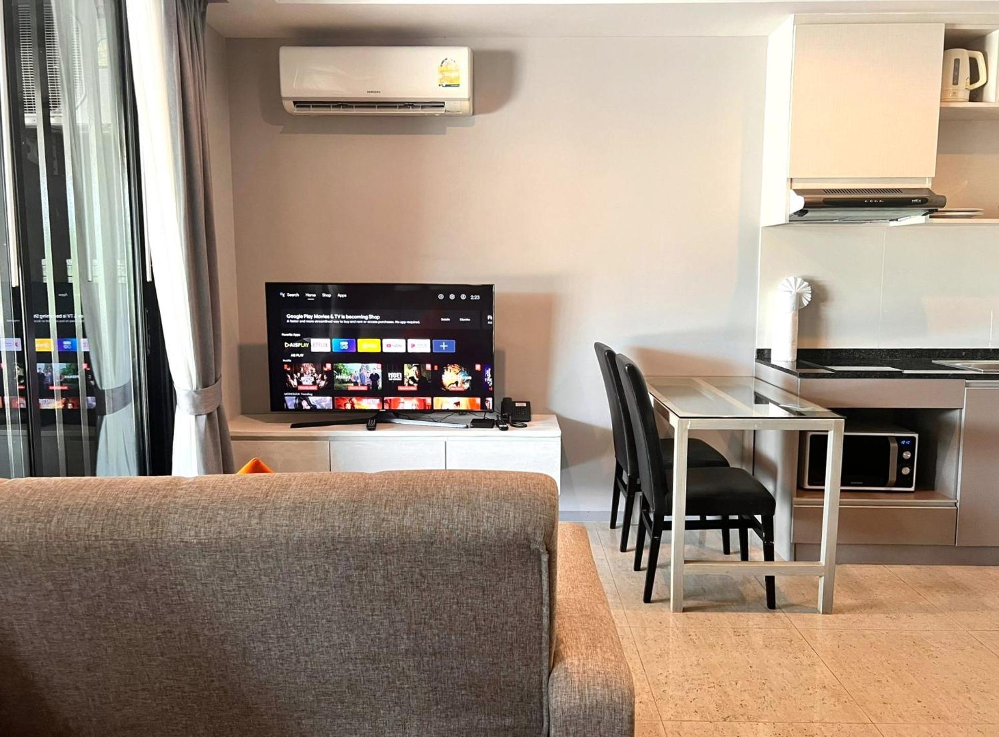 6Th Avenue Surin By Lofty Apartment Bagian luar foto