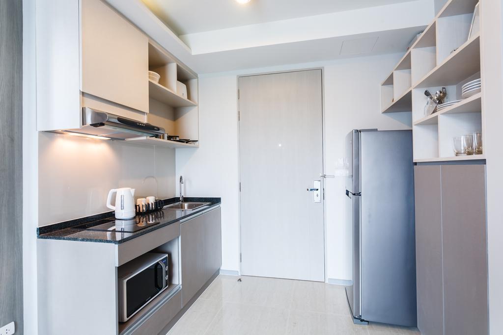 6Th Avenue Surin By Lofty Apartment Bagian luar foto