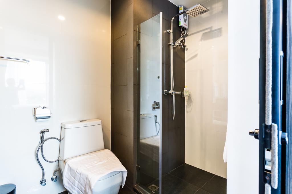 6Th Avenue Surin By Lofty Apartment Bagian luar foto