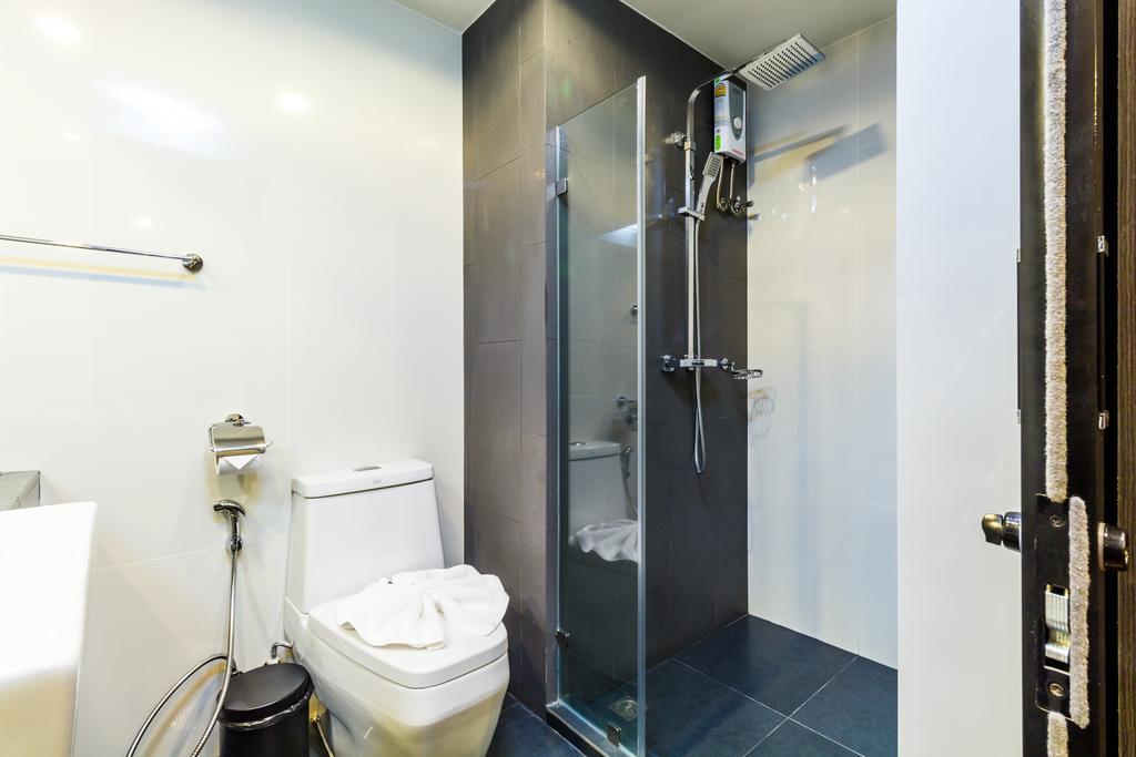 6Th Avenue Surin By Lofty Apartment Bagian luar foto